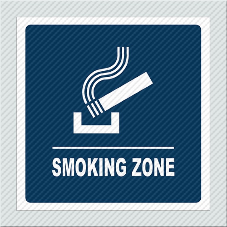 SMOKING ZONE 