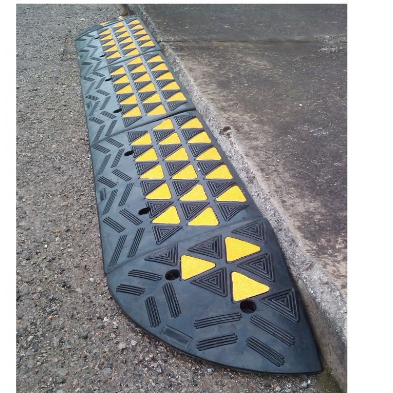 ΡΑΜΠΑ ΠΕΖΟΔΡΟΜΙΟΥ ΕΛΑΣΤΙΚΗ ΧΡΩΜΑΤΙΣΤΗ ΑΚΡΙΑΝΟ ΤΜΗΜΑ 15 cm